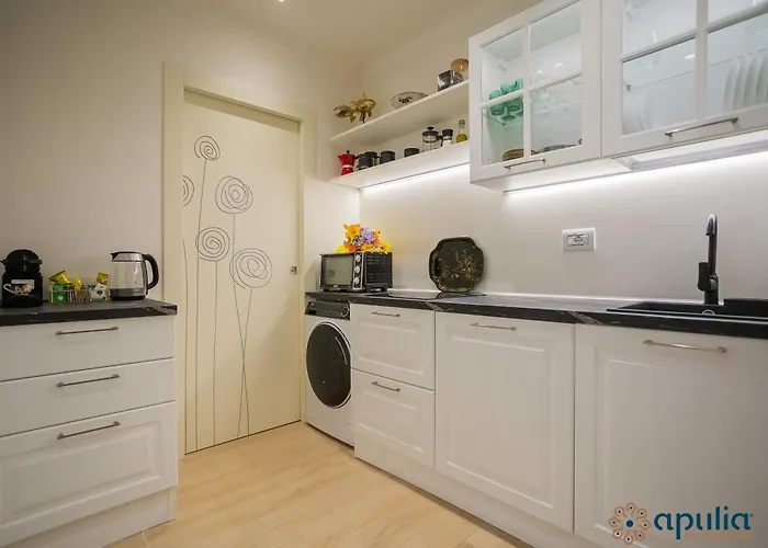 Lilia By Apulia בארי